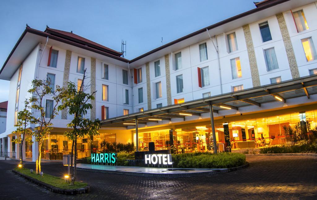 Harris Hotel And Conventions Dempassar Exterior foto